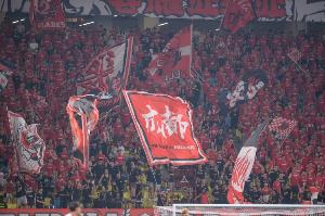 解说员：极端球迷训话风气需改一改，不是外国什么东西都是好的