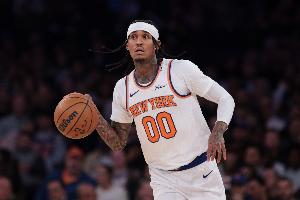 场均8.2分&命中率38%！克拉克森：不否认我还需要调整