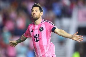 阿迪CEO：我们会陪梅西直到最后一刻，耐克赞助德国队？我们不慌