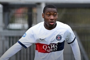 队报：16岁小将大卫-博利加入巴黎一线队训练，有机会进轮换阵容