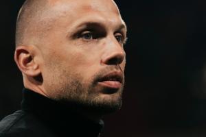 欧冠4战全败+荷甲第4！官方：阿贾克斯主帅海廷加下课