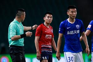 黄希扬回应是否退役：希望在身体允许的情况下再战中超