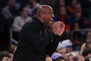 赏心悦目！尼克斯连续突分&哈特命中弧顶三分