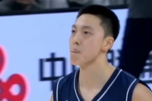 串联不错！胡明轩送8助攻 6中2拿到8分1篮板