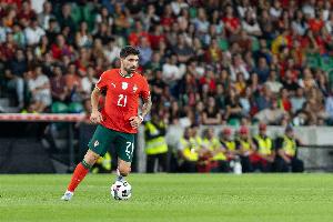 沙特媒：包含特殊待遇条款，新月即将和鲁本-内维斯续约至2028年