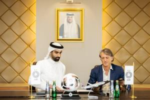 官方：60岁曼奇尼执教卡塔尔球队萨德，双方签约两年半