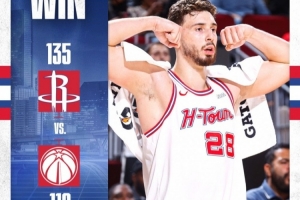 28分钟砍16分13板6助！火箭官方赢球海报封面人物——申京