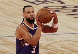 要打出生涯年？狄龙赛季至今场均20.3分1.9抢断 真实命中率58%