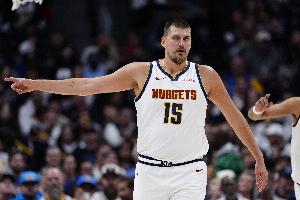 铁林：约基奇已进入勒布朗级别讨论范围 我们有点视为理所当然了