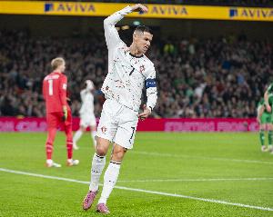 TA：若葡萄牙进入附加赛，C罗因红牌的停赛可不被带至世界杯正赛