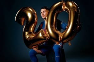 巴萨官方祝巴德吉20岁生日快乐，球员加盟以来仅出场195分钟