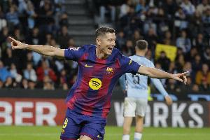 罗马诺：莱万从未考虑冬窗离队，他将尽全力帮助巴萨在各线争冠