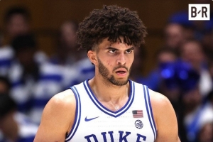 去争状元！小布泽尔开赛季5战场均21.6分10.2板4.4助 TS达63.4%